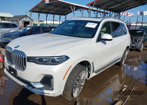 2021 BMW X7 xDrive40I z USA, uszkodzony, nr VIN 5UXCW2C05M9H69423